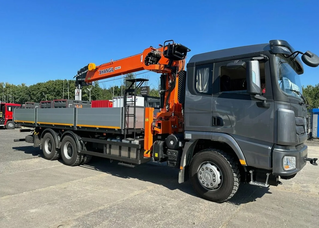 Бортовой автомобиль Shacman X3000 с КМУ Hangil HGC 986